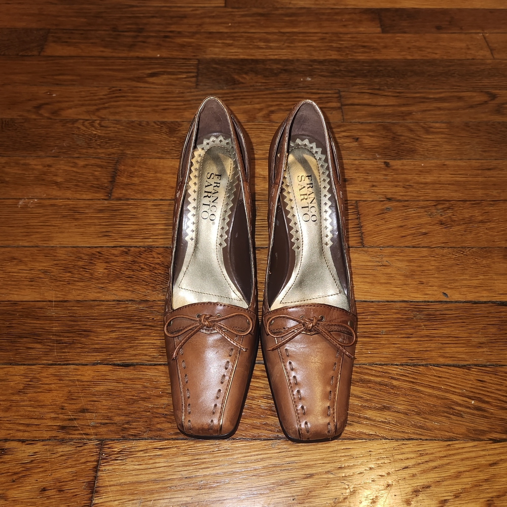 Franco Sarto Women's Tan Leather Flats